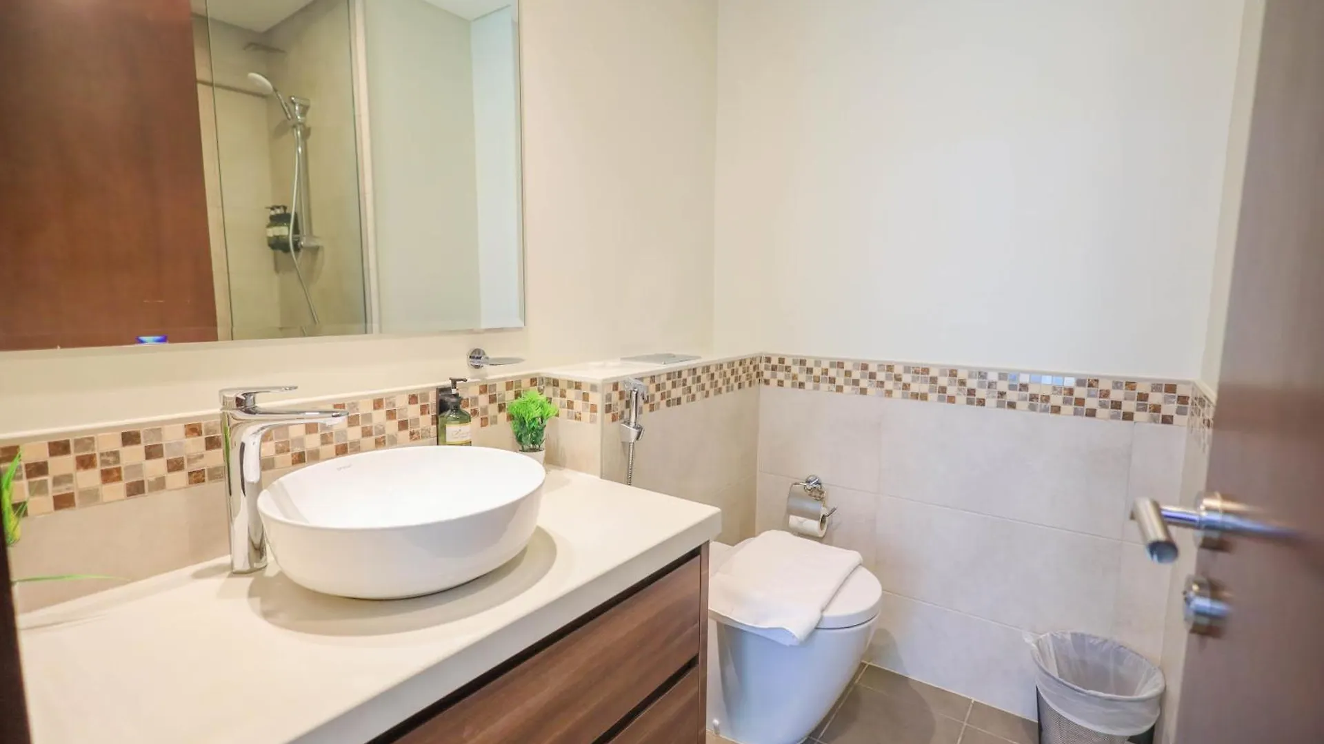 1Br Business Bay 5Mins To Dubai Mall By Deleguest 0*,